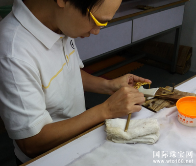专访佑福珠宝设计师张俊兴:匠人易做匠心难得_国际珠宝网